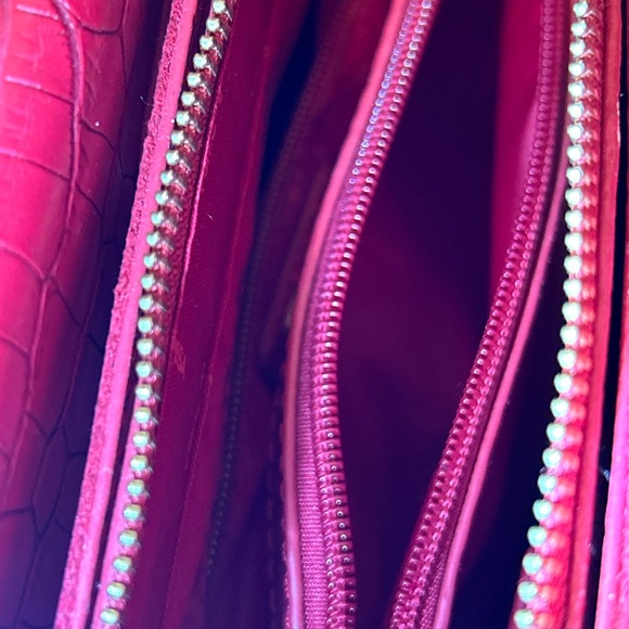 Carpisa Crocodile-Embossed Satchel in Bold Red 13 x 10 x 4 - Picture 13 of 14